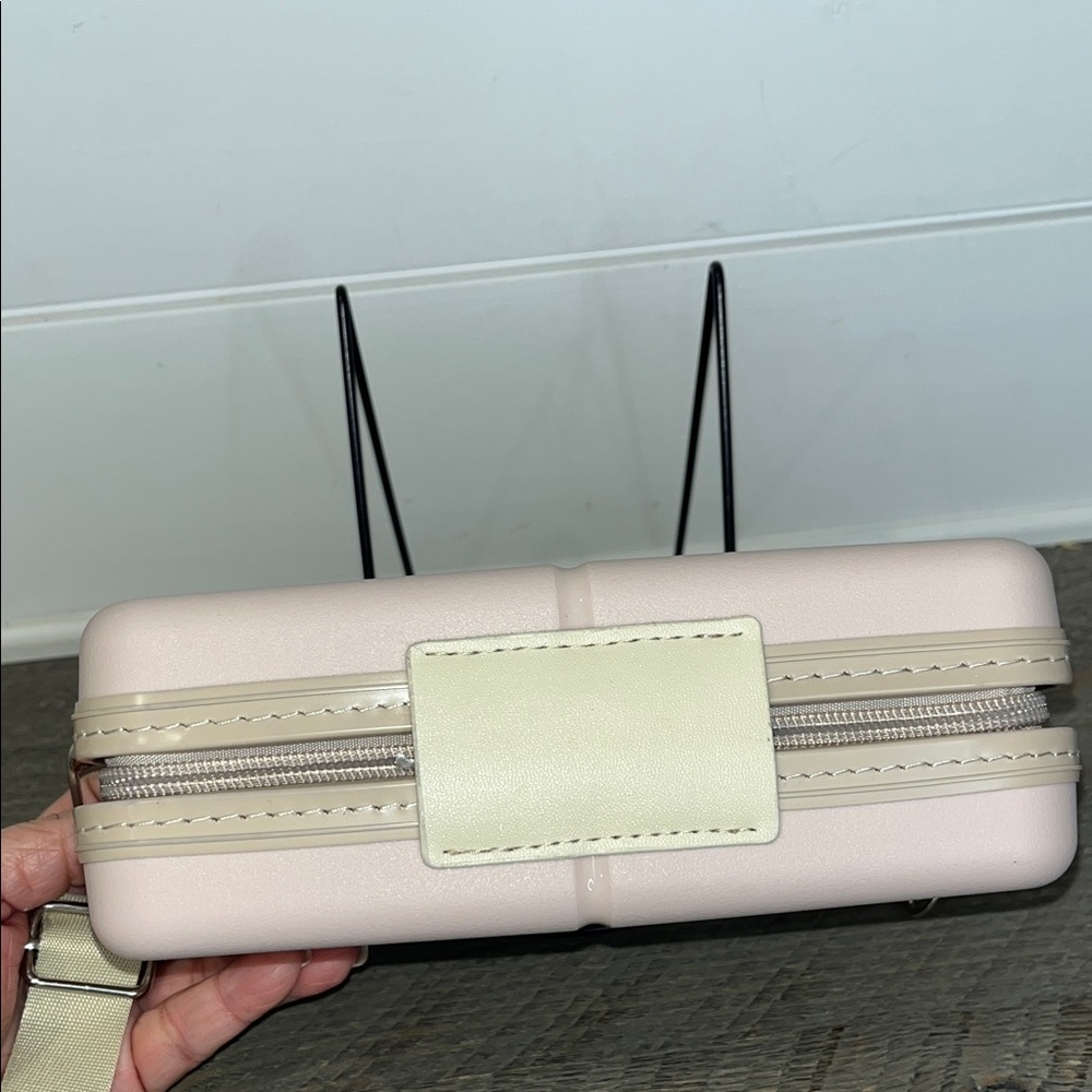 Kenzie Hard Case Pink Crossbody Bag - Picture 4 of 9